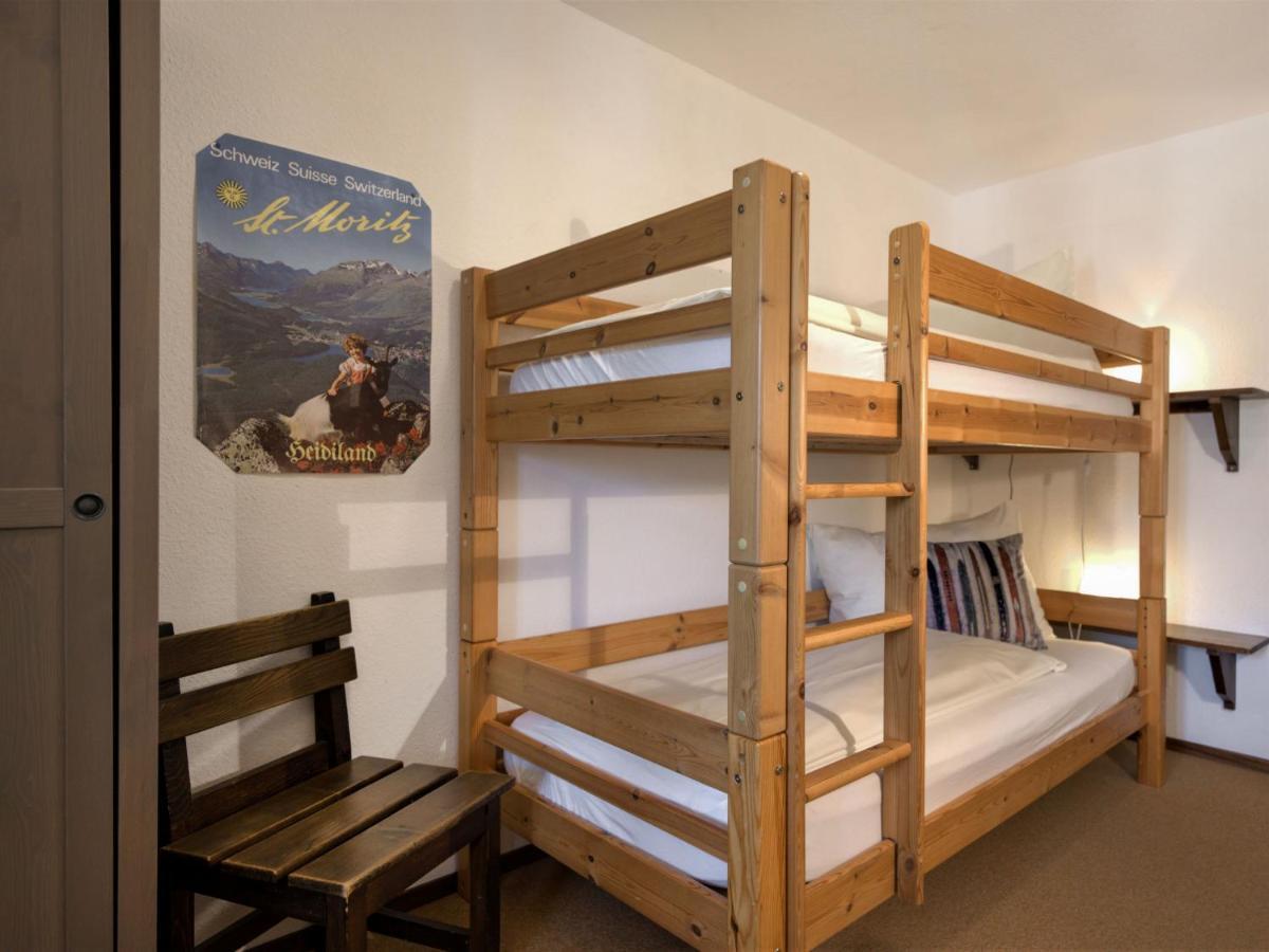 Chesa Ova Cotschna 305 By Interhome Apartamento St Moritz