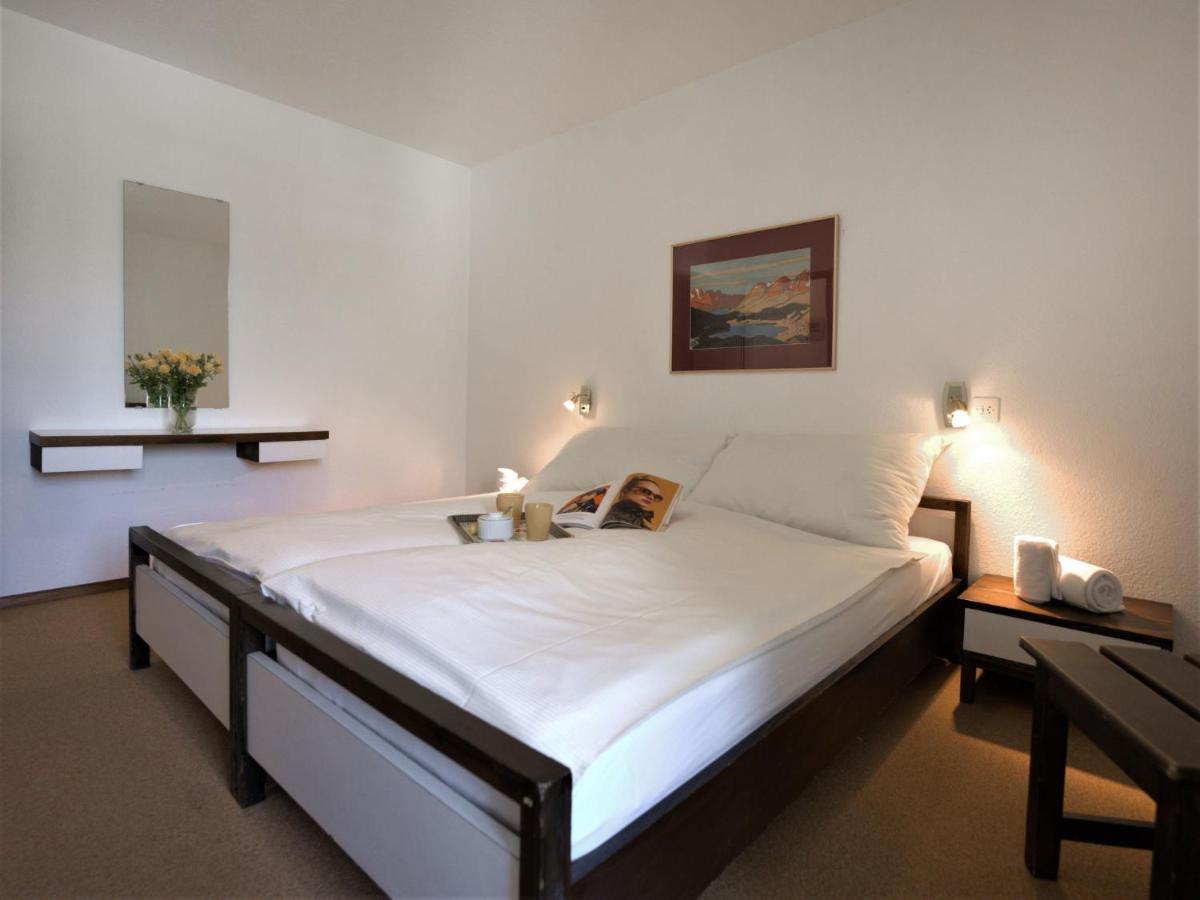 Chesa Ova Cotschna 305 By Interhome Apartamento St Moritz